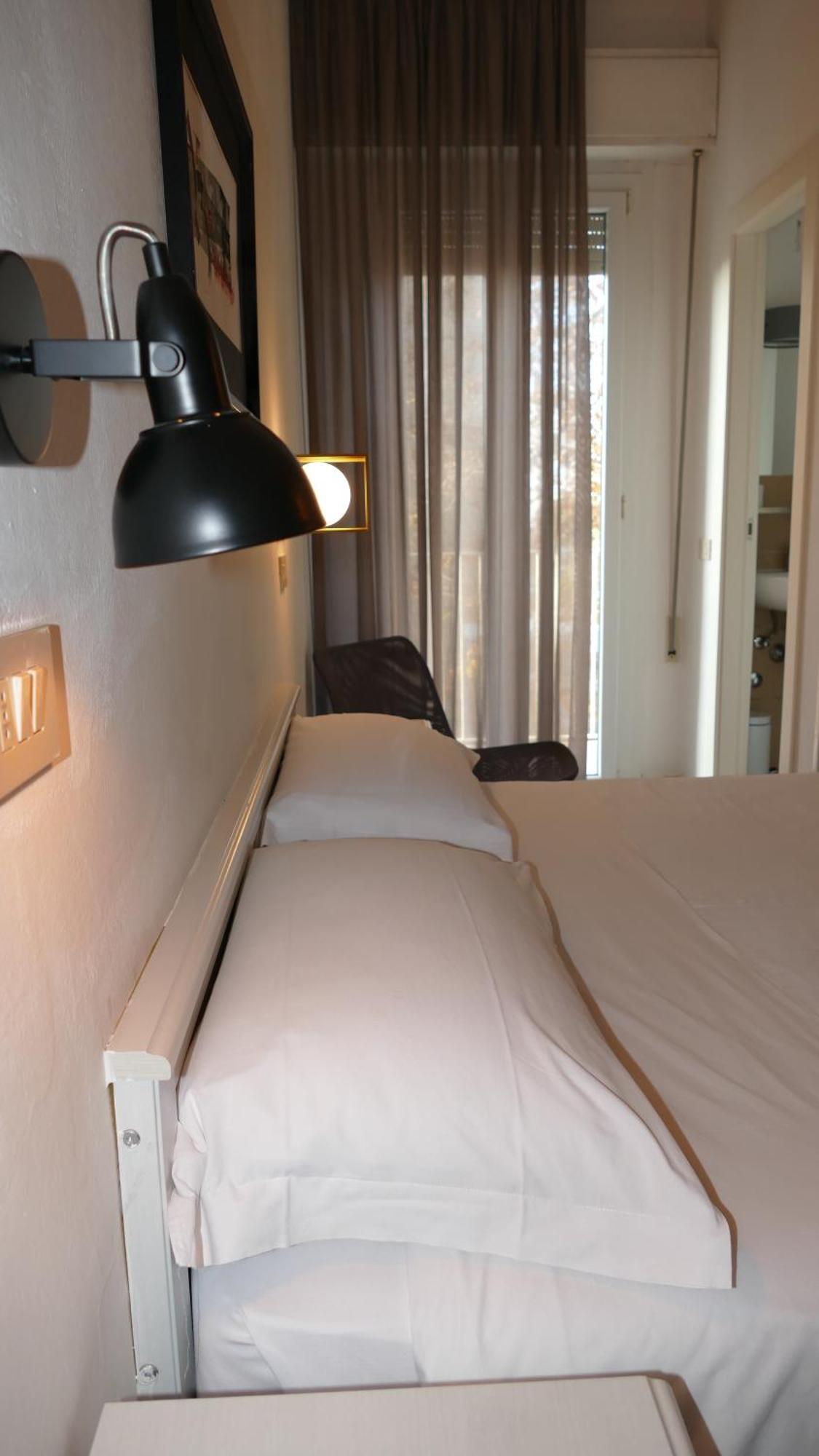 Hotel Spring Rimini Eksteriør bilde