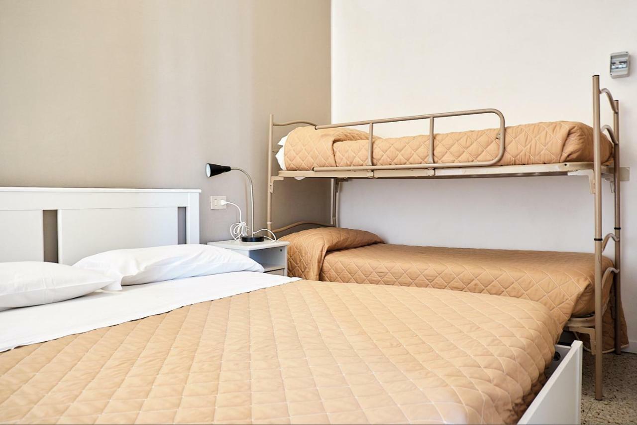 Hotel Spring Rimini Eksteriør bilde
